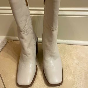 Gorgeous ceramic leather mid calf boots NWOT